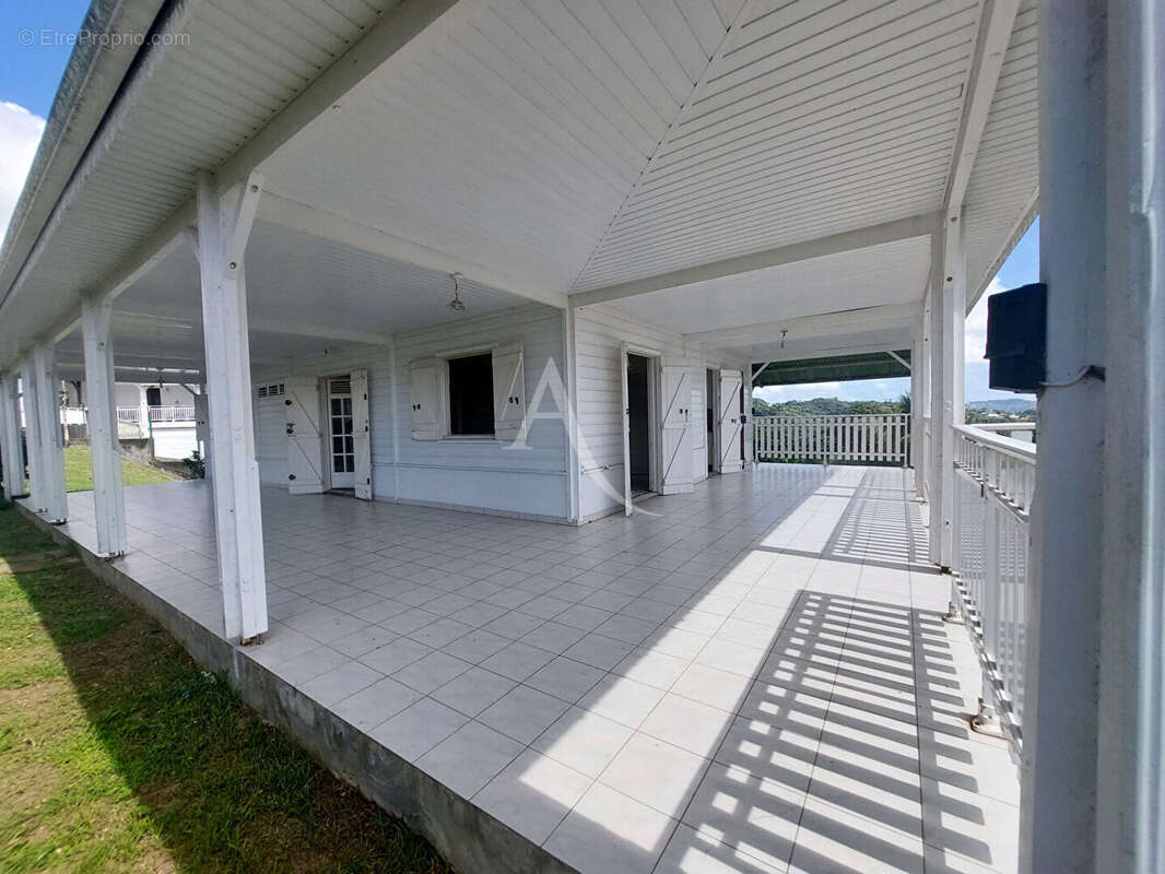 Maison à SAINT-JOSEPH