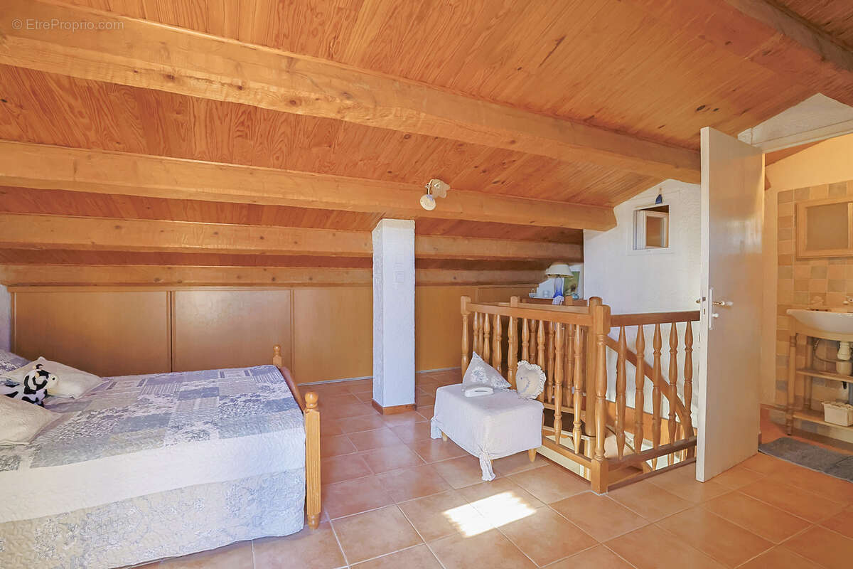 Maison à LA FARLEDE