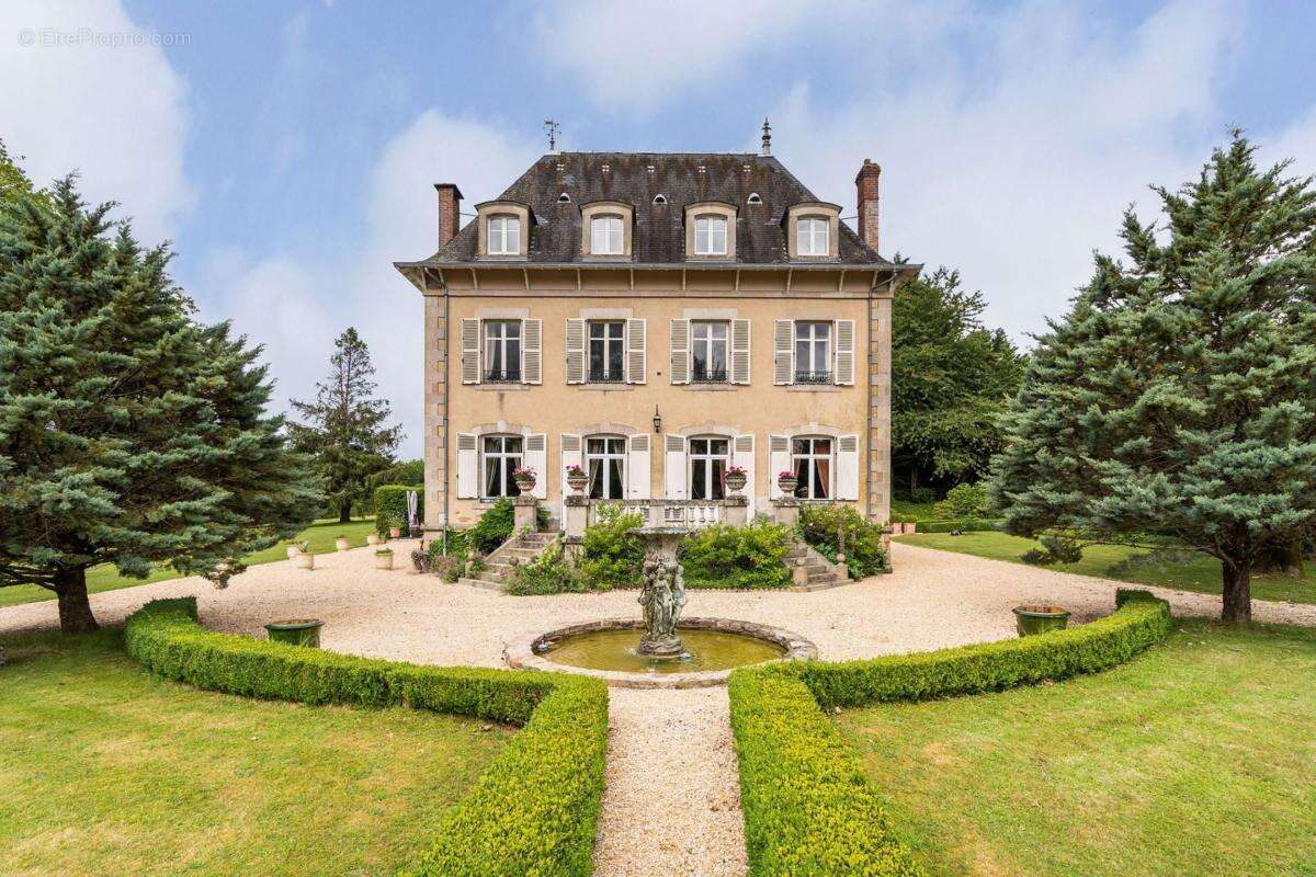 Maison à BUSSIERE-GALANT