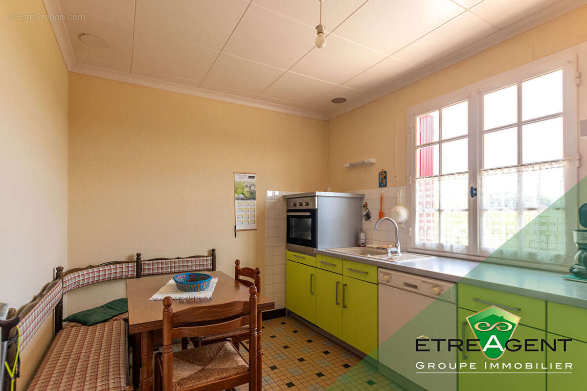 Maison NOGENT-LE-SEC - 82 m² - 3 chambres - photo 9