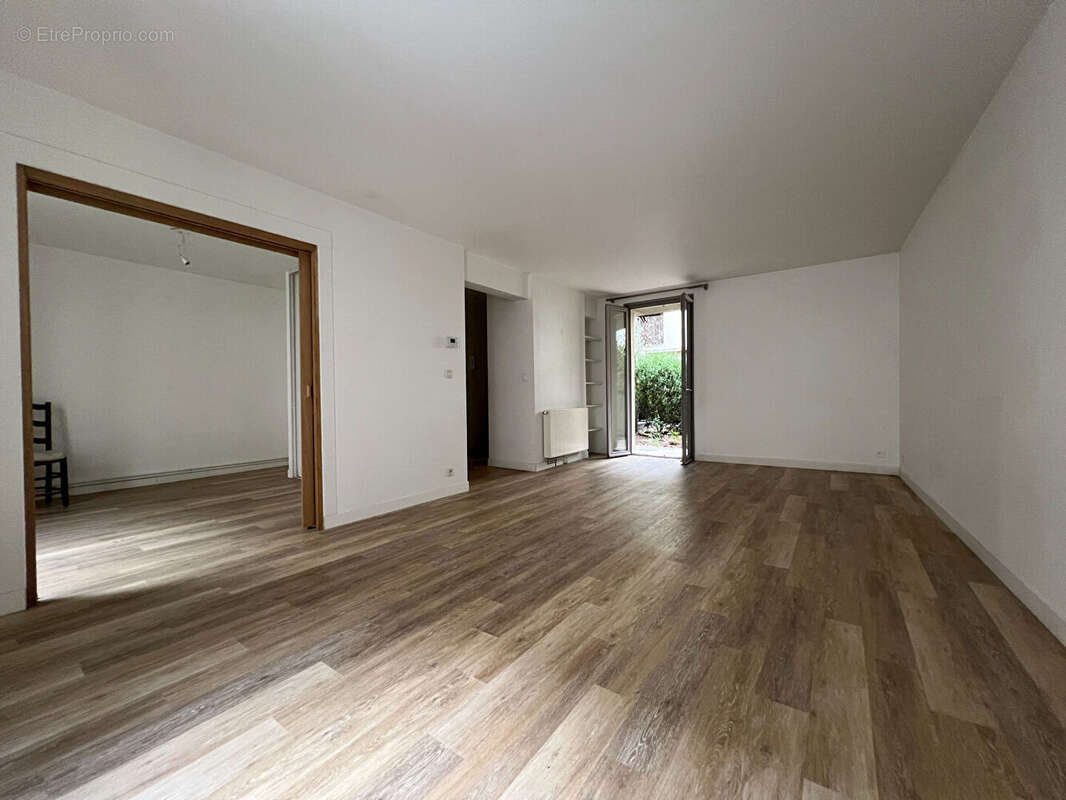 Appartement Saintes 4 pièces 81.02 m2 - photo 2