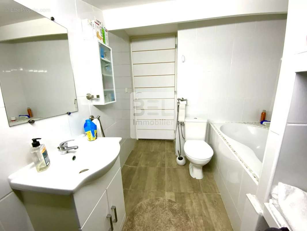 Maison à BOURG-SAINT-ANDEOL