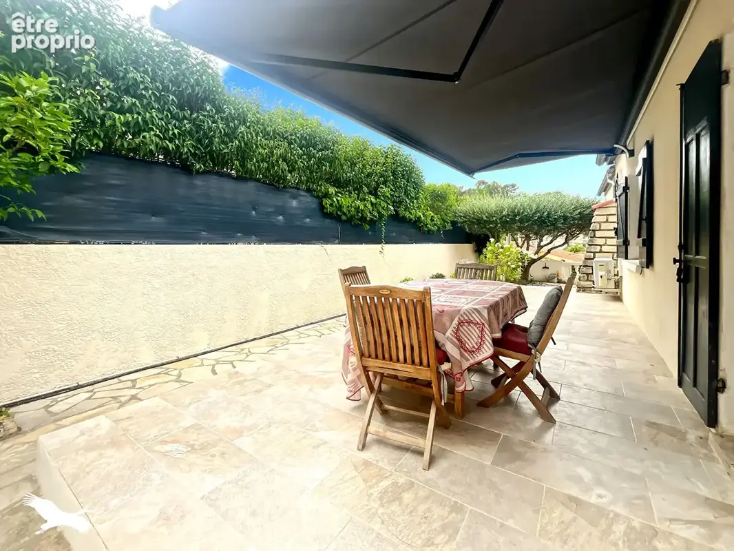 Maison La Penne-sur-Huveaune -112 m2 - 5 pièces - 3 Chambres + Jardin + Piscine - photo 16