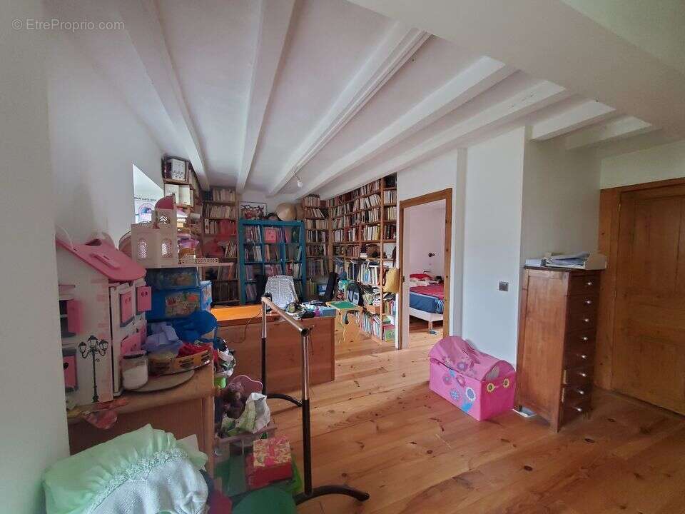 Maison à CHAUDEFONDS-SUR-LAYON