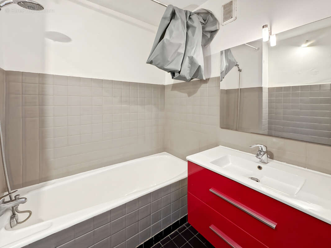 Appartement à LA TRONCHE