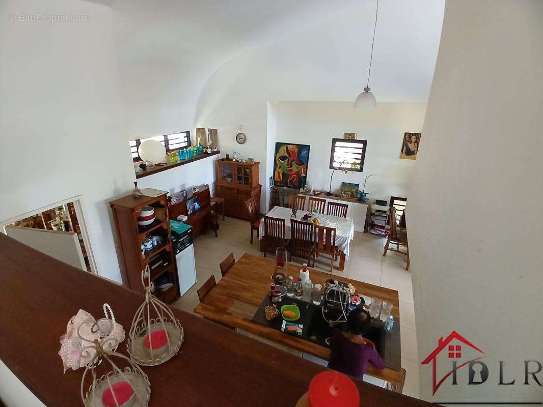 A vendre Charmante villa F4/5 de 133 m2 sur terrain arboré d - photo 11