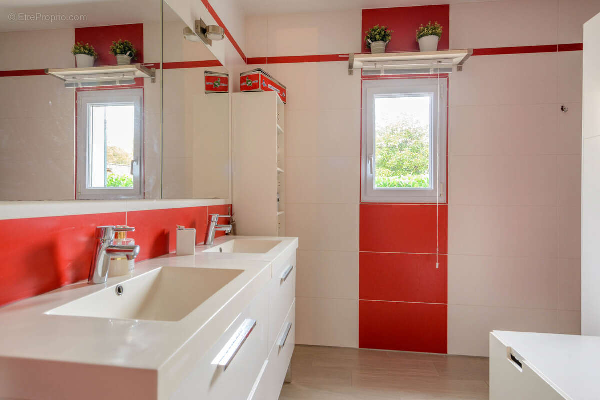 Maison à PONT-SAINT-MARTIN