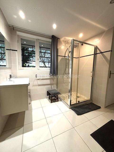 Maison à BRY-SUR-MARNE