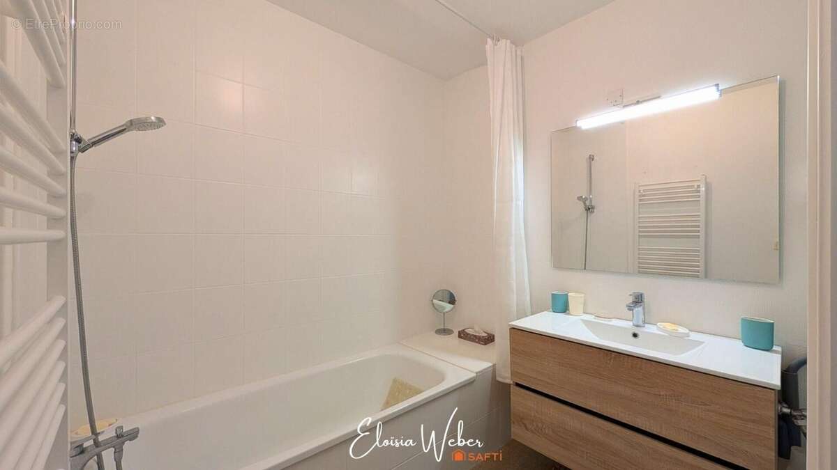 Photo 5 - Appartement à LES PONTS-DE-CE