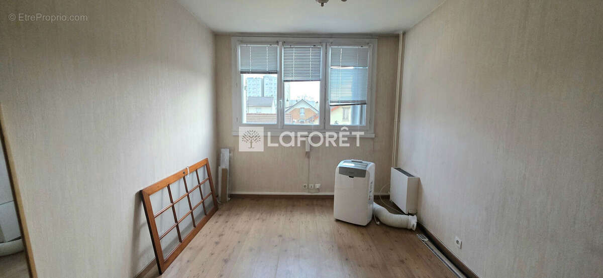 Appartement à PIERREFITTE-SUR-SEINE