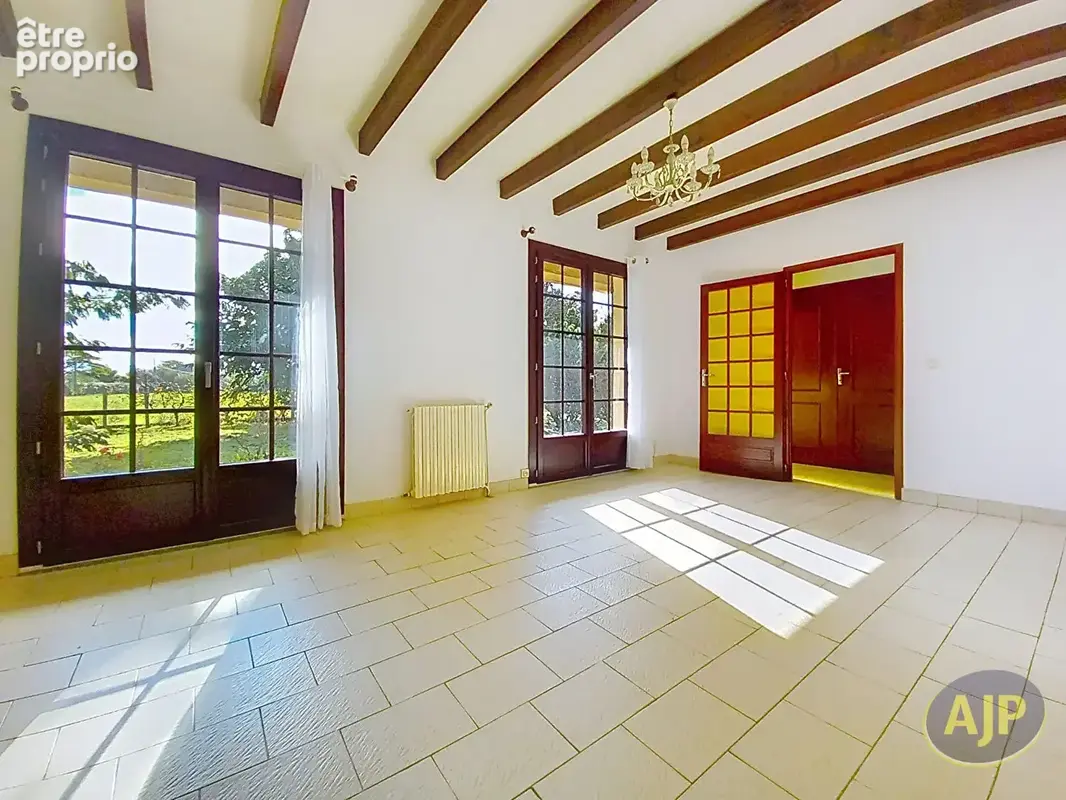 Maison avec piscine et dépendance à Gaillan-en-Médoc ! - photo 11