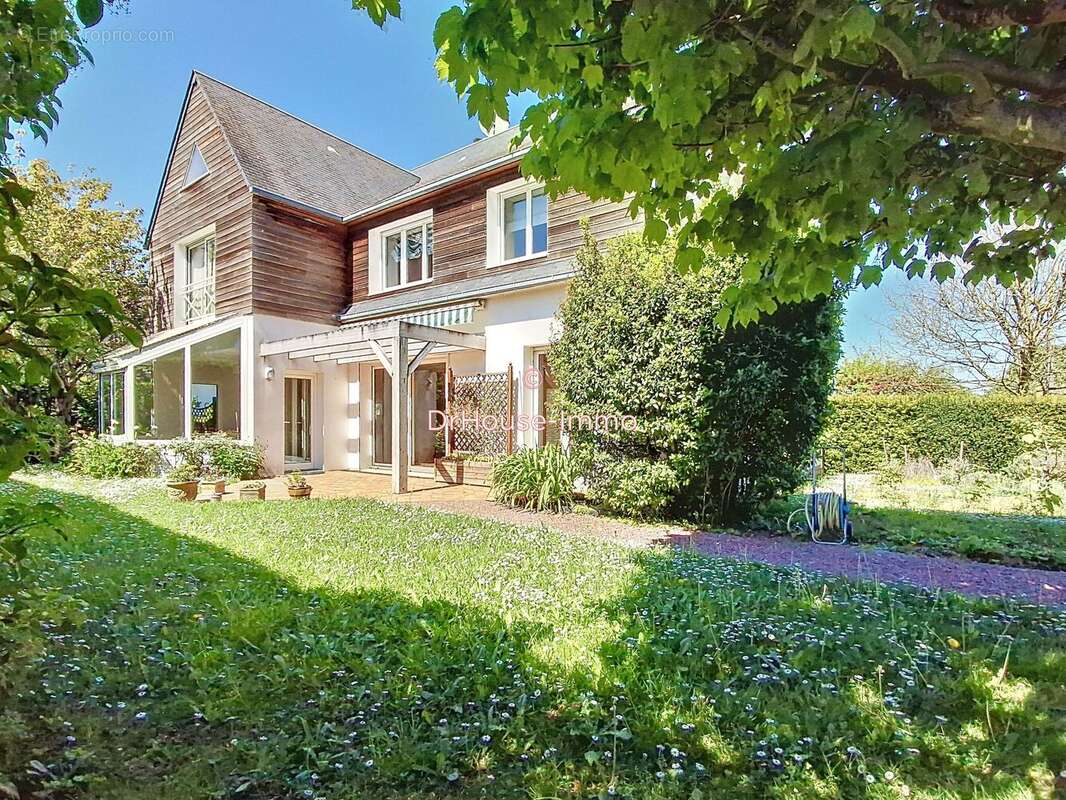 Maison 286 m² à Avranches  - photo 1