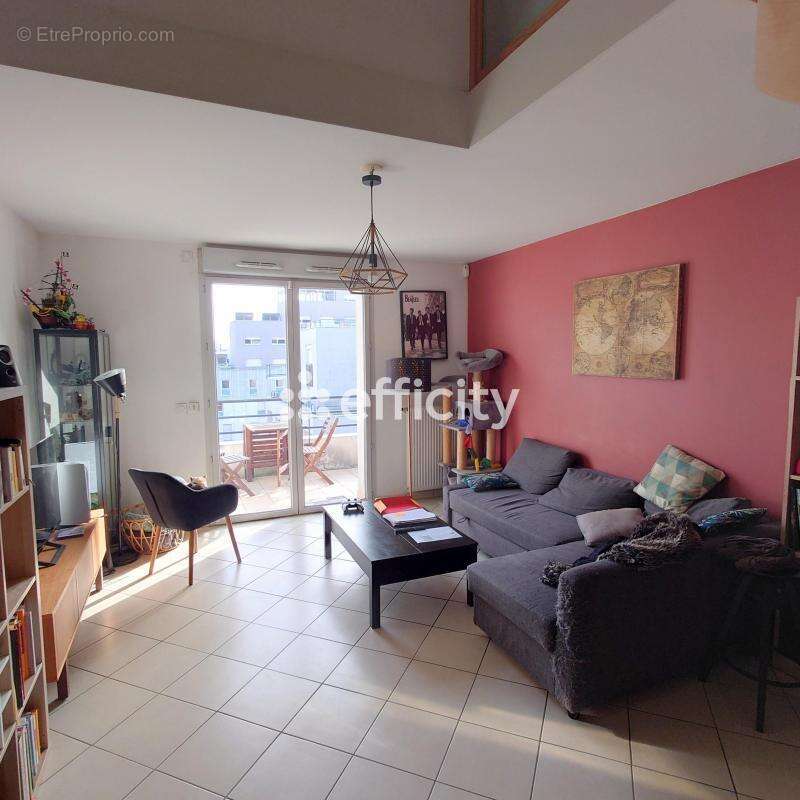 Appartement à LYON-7E