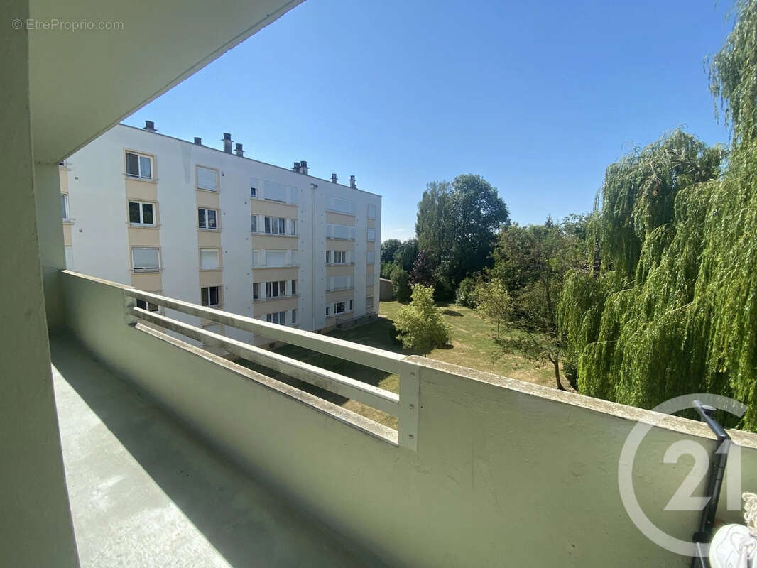 Appartement 63 m² à Saint-Quentin  - photo 11