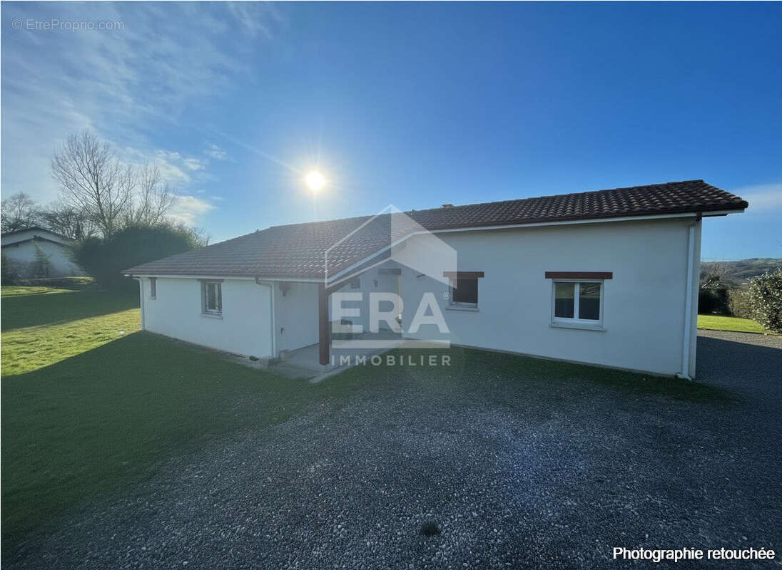 Bidache - Vente Maison - Vue montagnes - photo 9