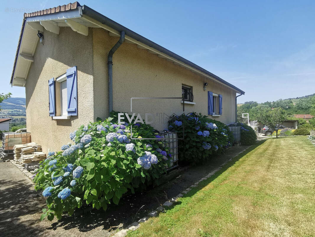 Maison 103 m² à Saint-Chamond  - photo 5