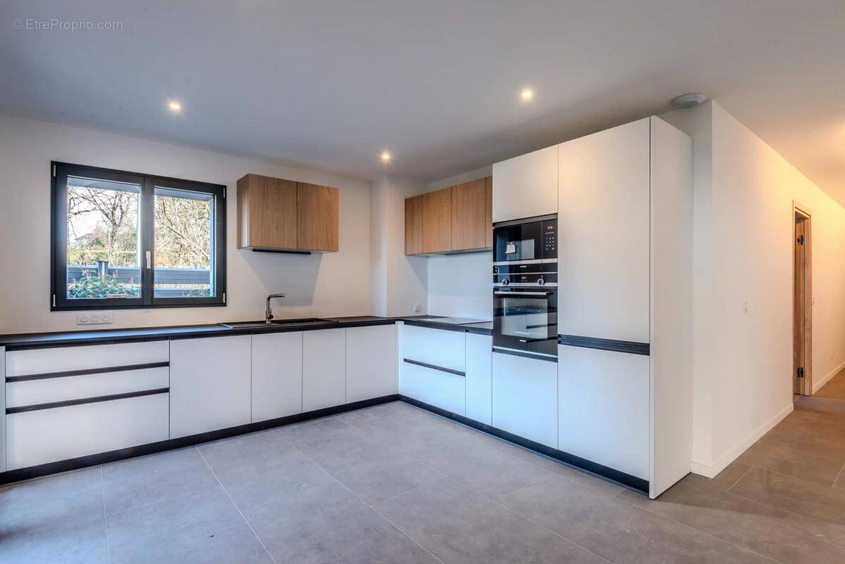 Appartement à NEUVECELLE