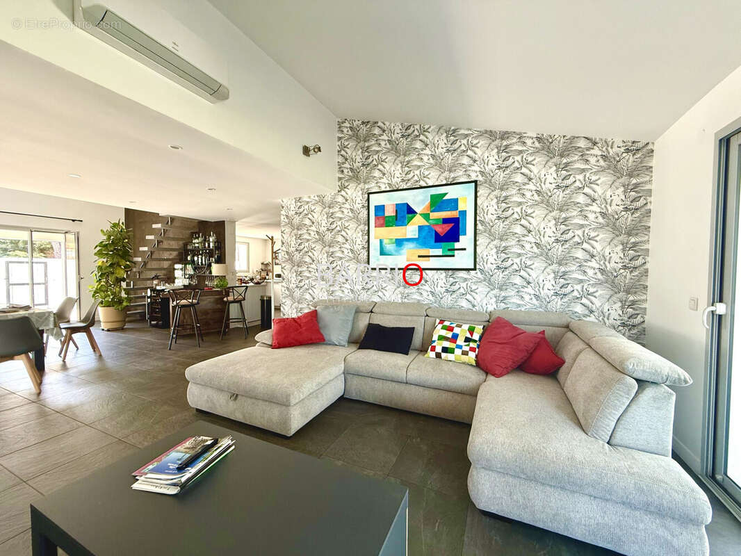 Maison à SAINT-CYPRIEN