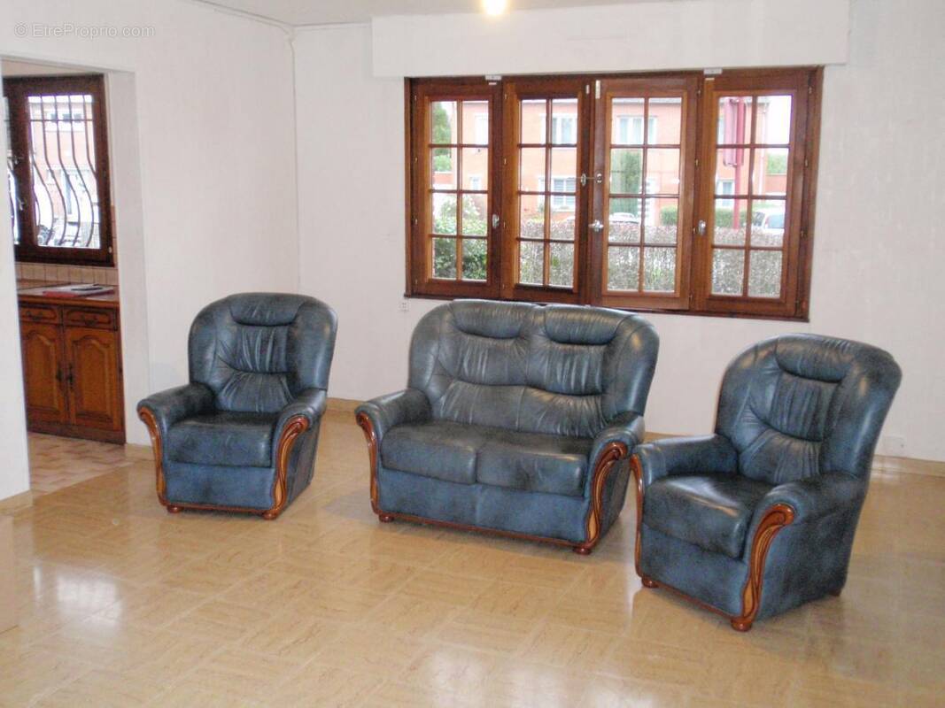 Maison à COURRIERES