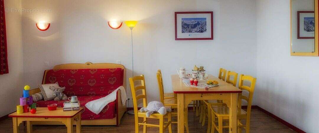Appartement à SAINT-FRANCOIS-LONGCHAMP