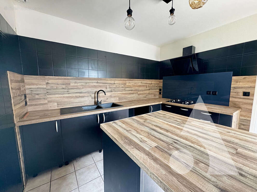 Maison familiale Les Noës Pres Troyes 6 pièce(s) 118m2 - photo 3