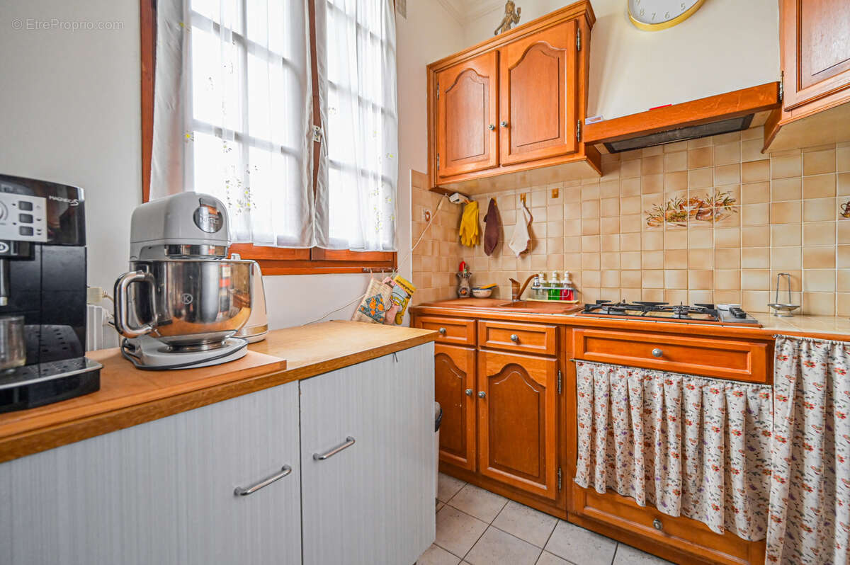 Maison à SAINT-MAUR-DES-FOSSES