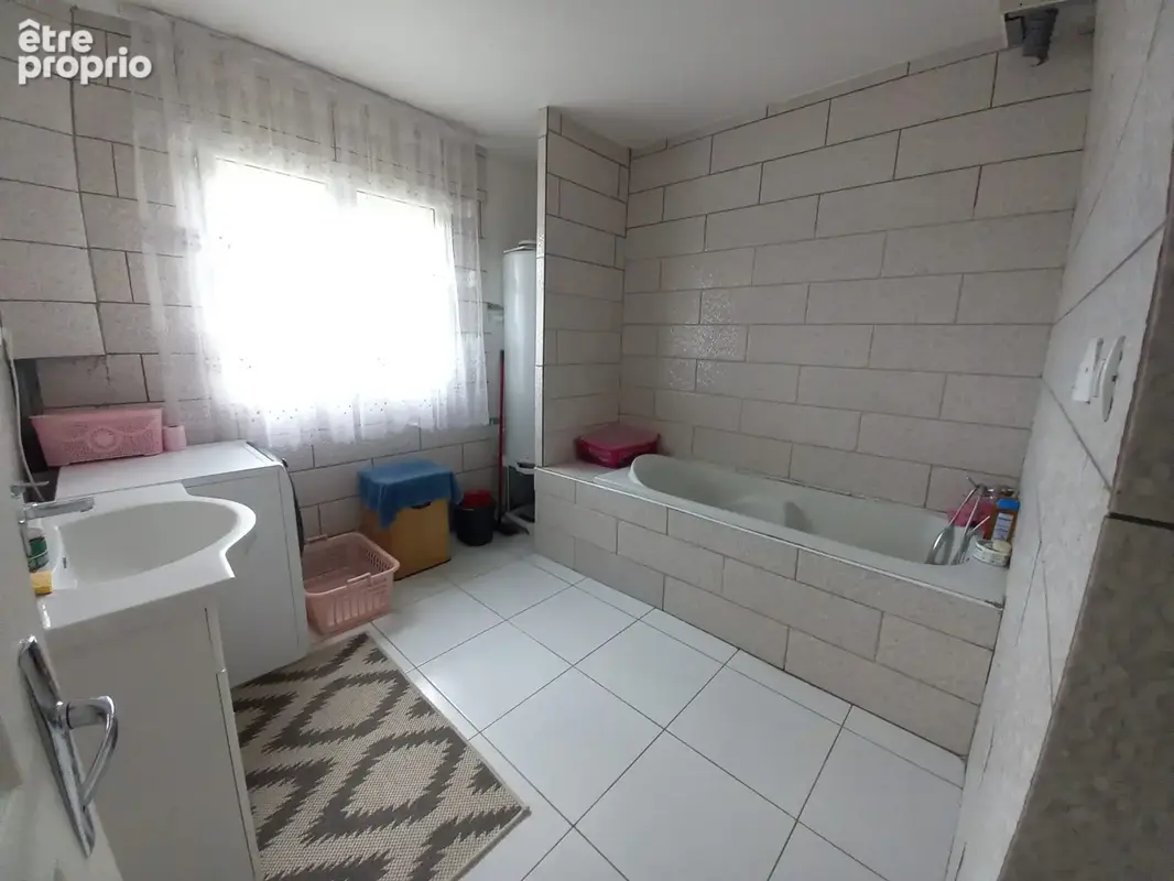 Maison 6 pièces 150 m² à vendre à Surville (27400) - photo 7