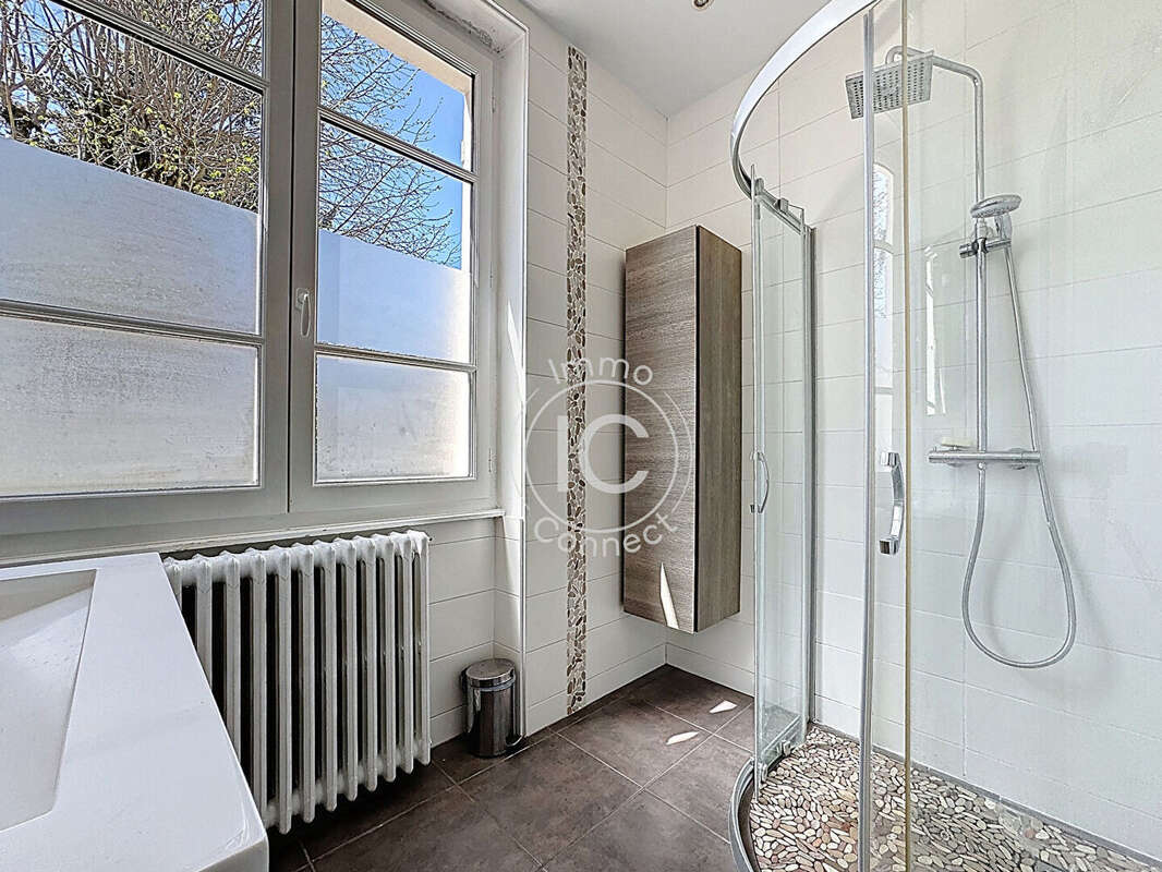 Maison Familiale - 5 Chambres - Piscine - Poss. Studio indépendant - photo 10