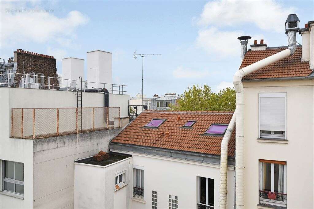 Appartement à PARIS-20E