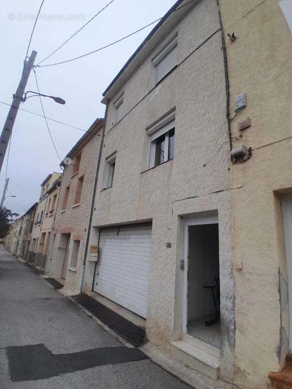Maison à ESTAGEL