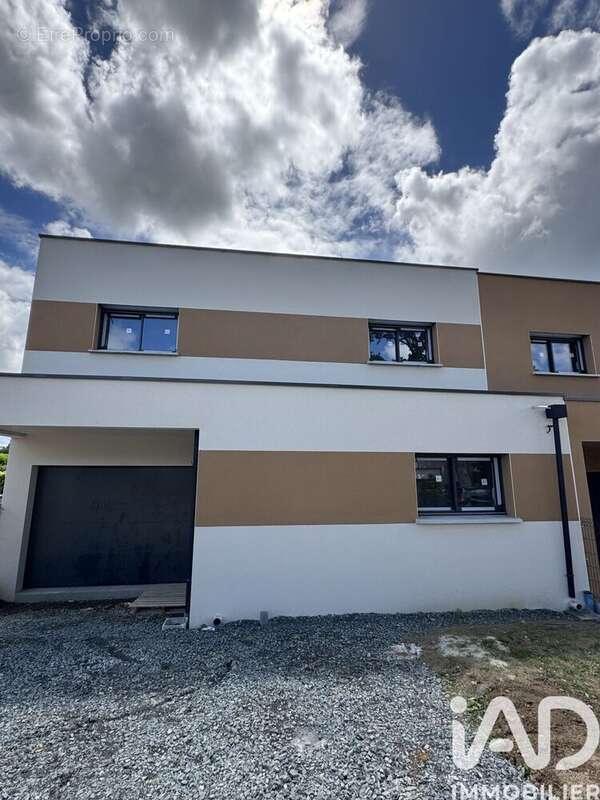 Maison 141 m² à Betton  - photo 2