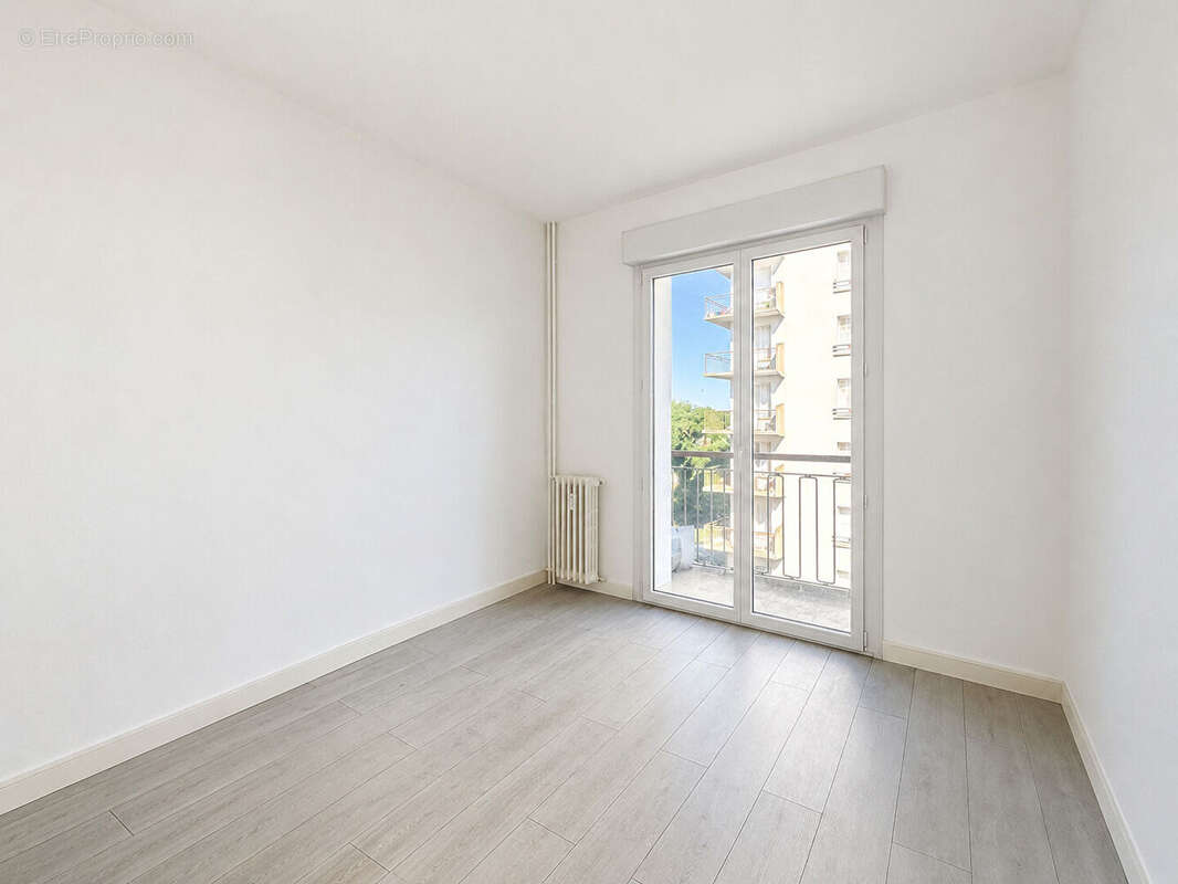 Appartement 98 m² à Poitiers  - photo 5