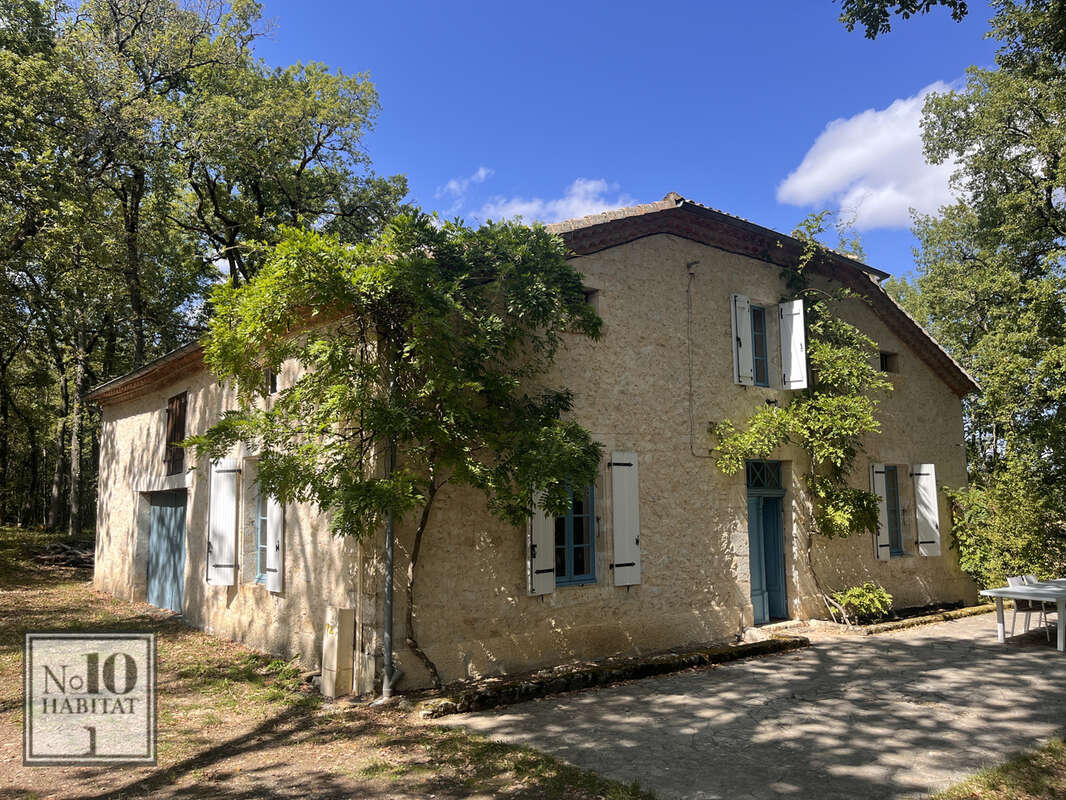 Maison à MAUVEZIN
