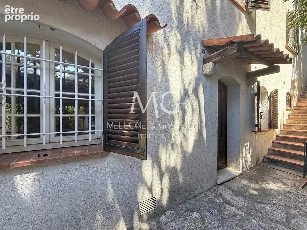 Villa à rénover au Coeur du Petit Juas - photo 6