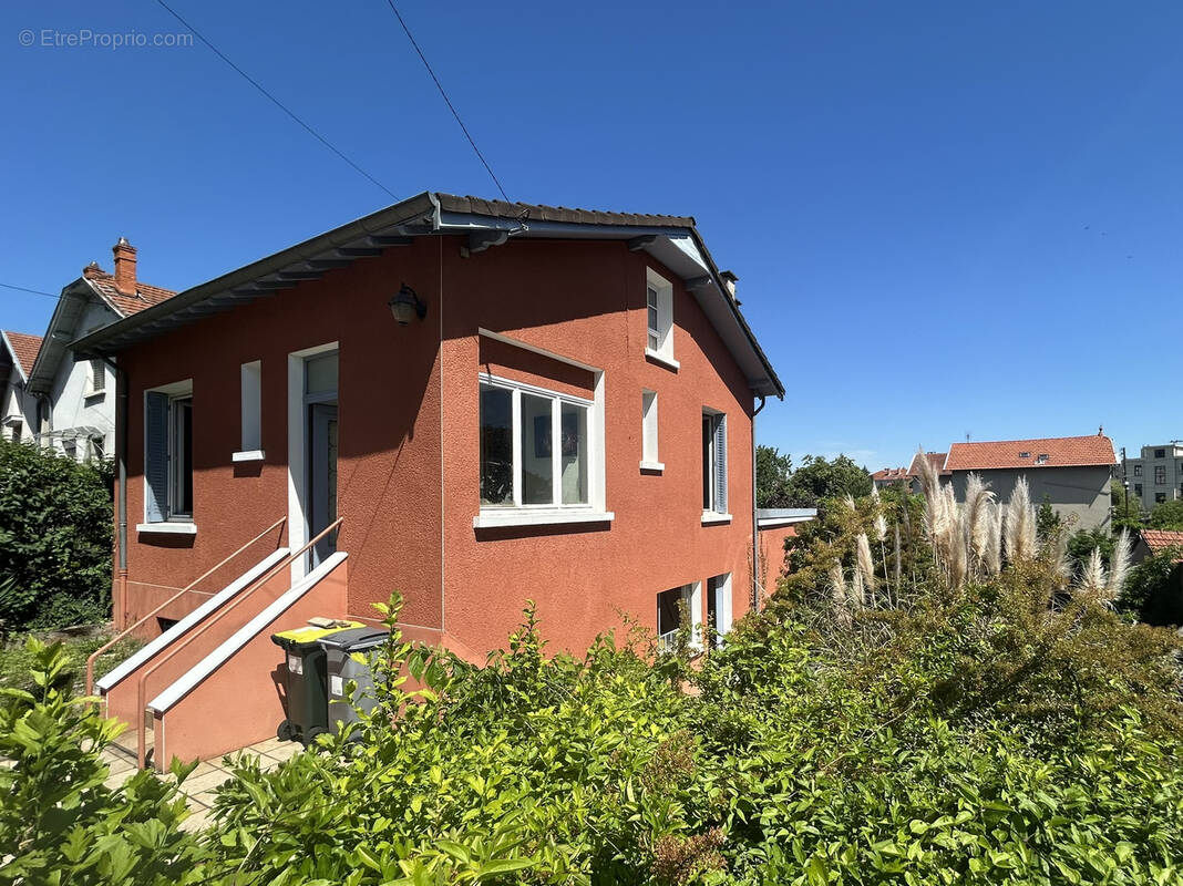 Maison à OULLINS