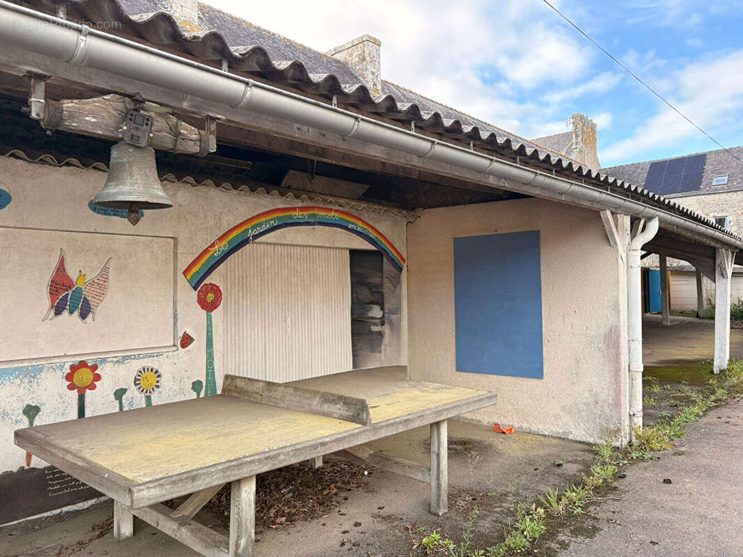 Autre à GUERLESQUIN