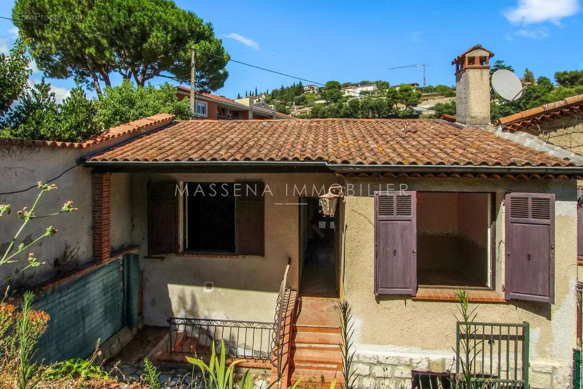 Maison à CAGNES-SUR-MER