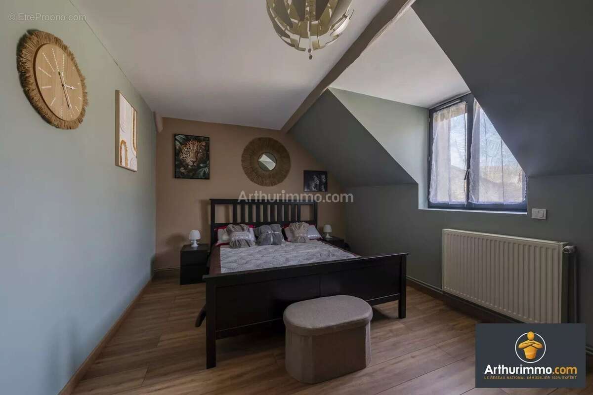 Appartement à SAINT-SAUVEUR-SUR-ECOLE