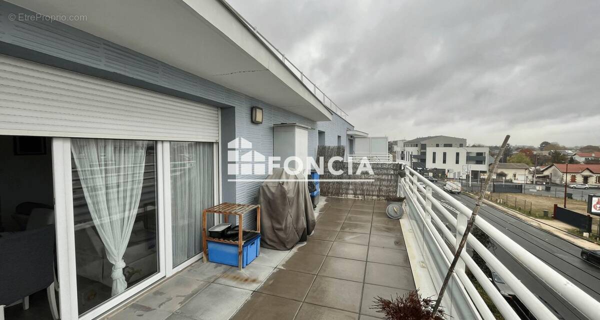 Appartement à VILLENAVE-D'ORNON