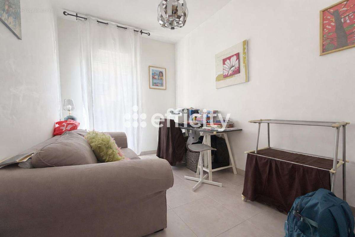 Appartement à MARSEILLE-10E
