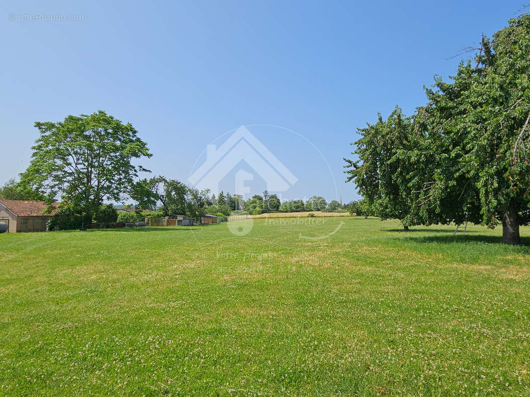 Maison à SAINT-POURCAIN-SUR-SIOULE