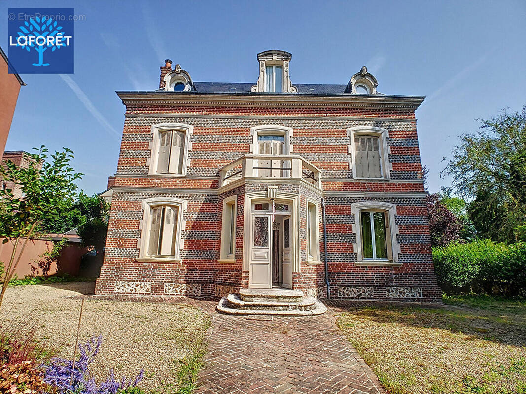 Maison à BERNAY