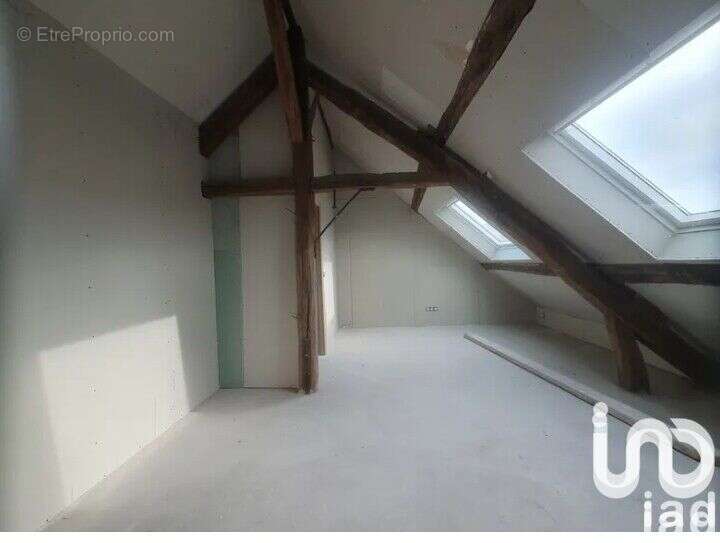 Photo 2 - Appartement à MONTEREAU-FAULT-YONNE