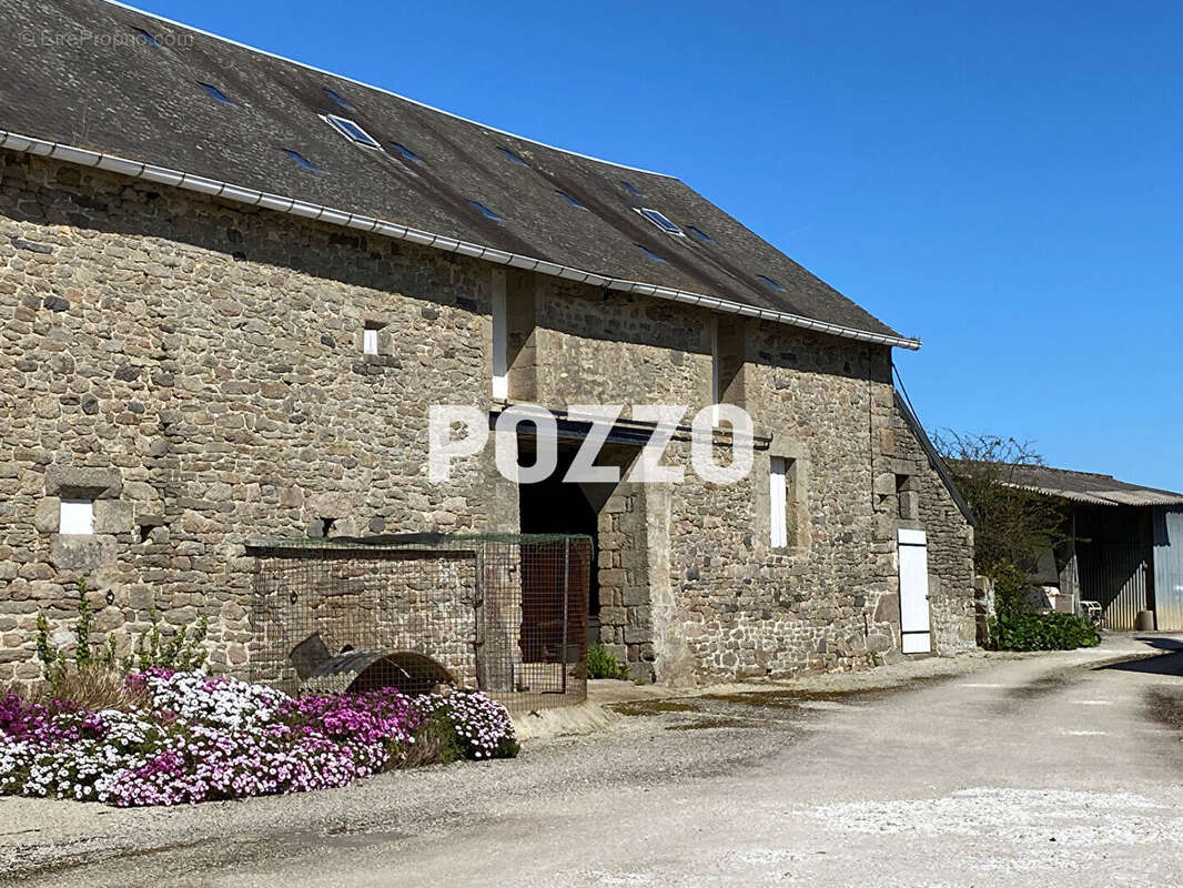 Maison à SAINTE-GENEVIEVE