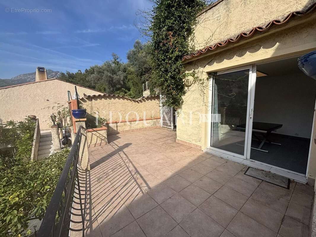 Maison à MENTON