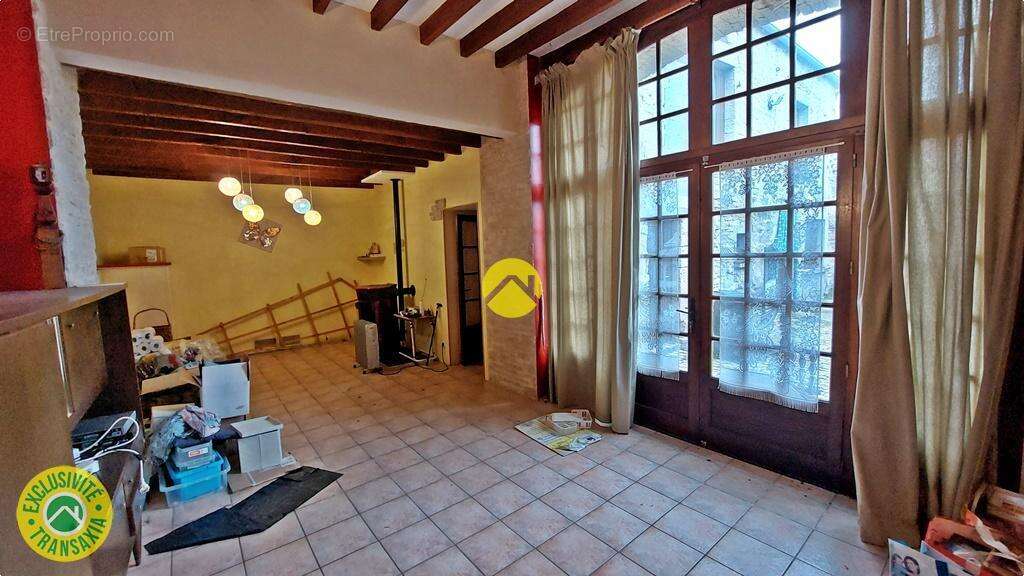 Maison rénovée avec dépendances - photo 7