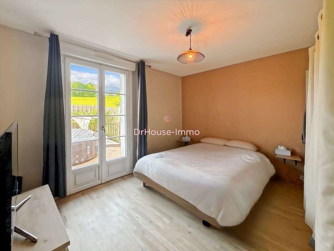 Maison 132 m² à Marigne-Laille  - photo 15