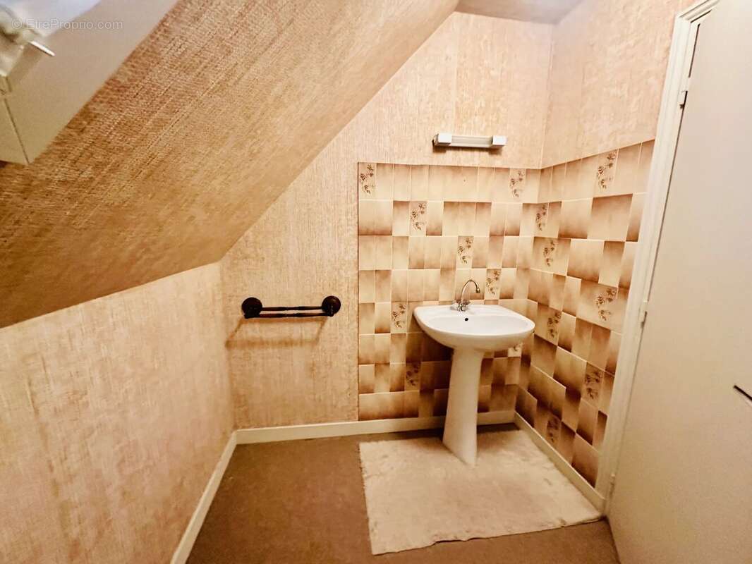 Maison à LAMONZIE-SAINT-MARTIN