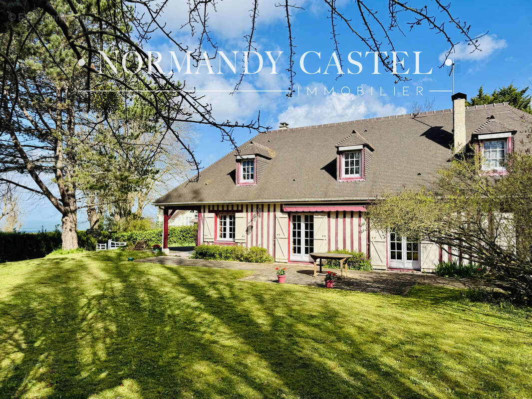 Maison à TROUVILLE-SUR-MER