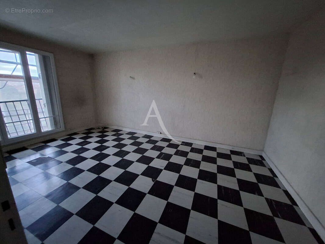 Appartement à LIMEIL-BREVANNES